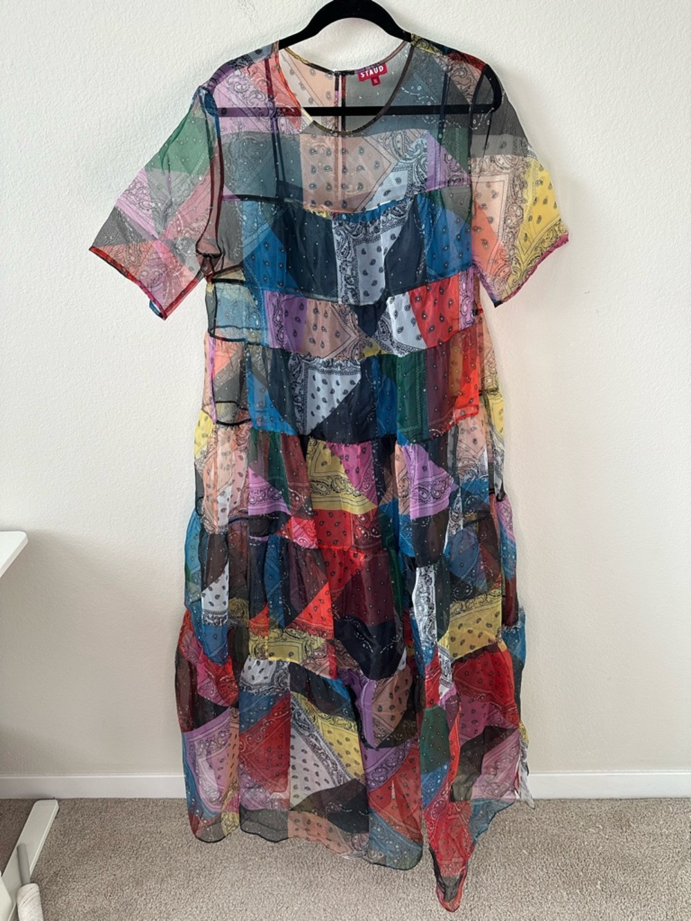 STAUD Hyacinth Maxi Dress - Patchwork
Bandana Rainbow Colorful Block SZ XL - Picture 3 of 8